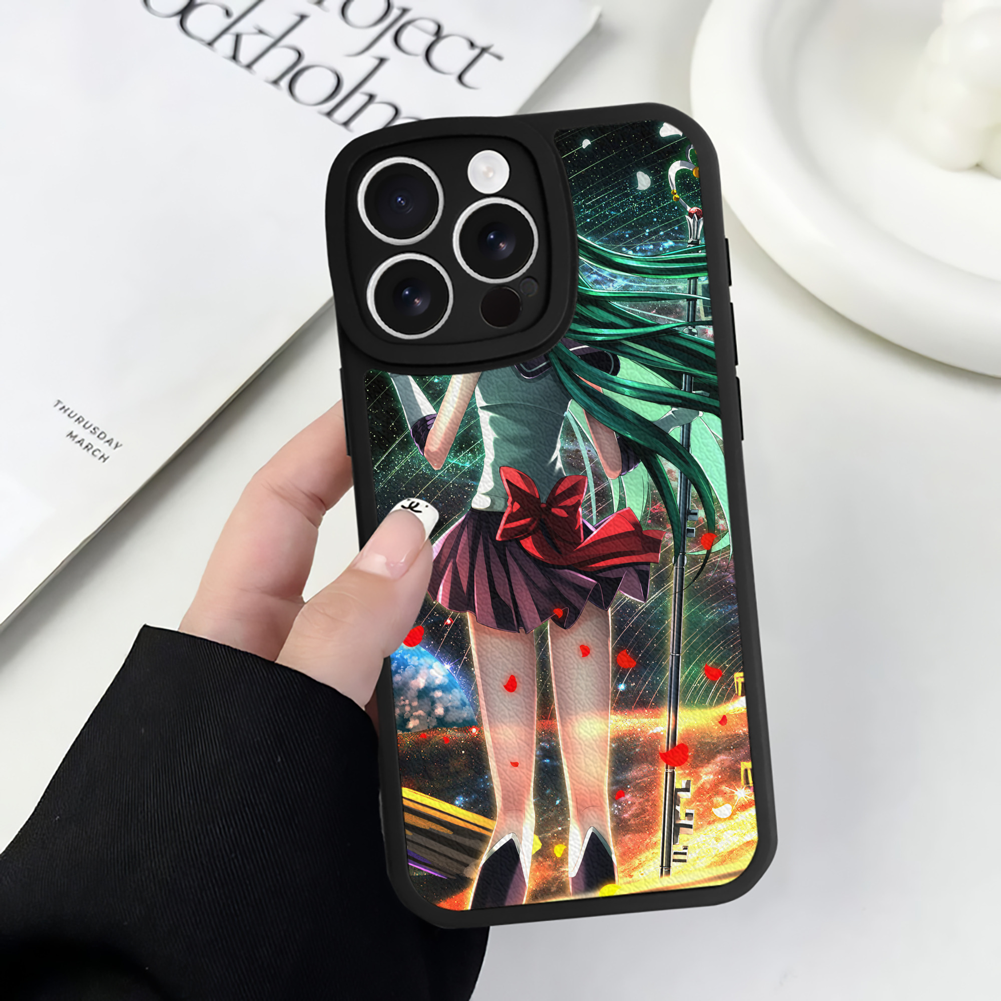 （画像用） 美少女戦士セーラームーン Sailor Moon 【iPhone 16シリーズ対応】シリコンスマホケース（レザー調） 材質：シリコン